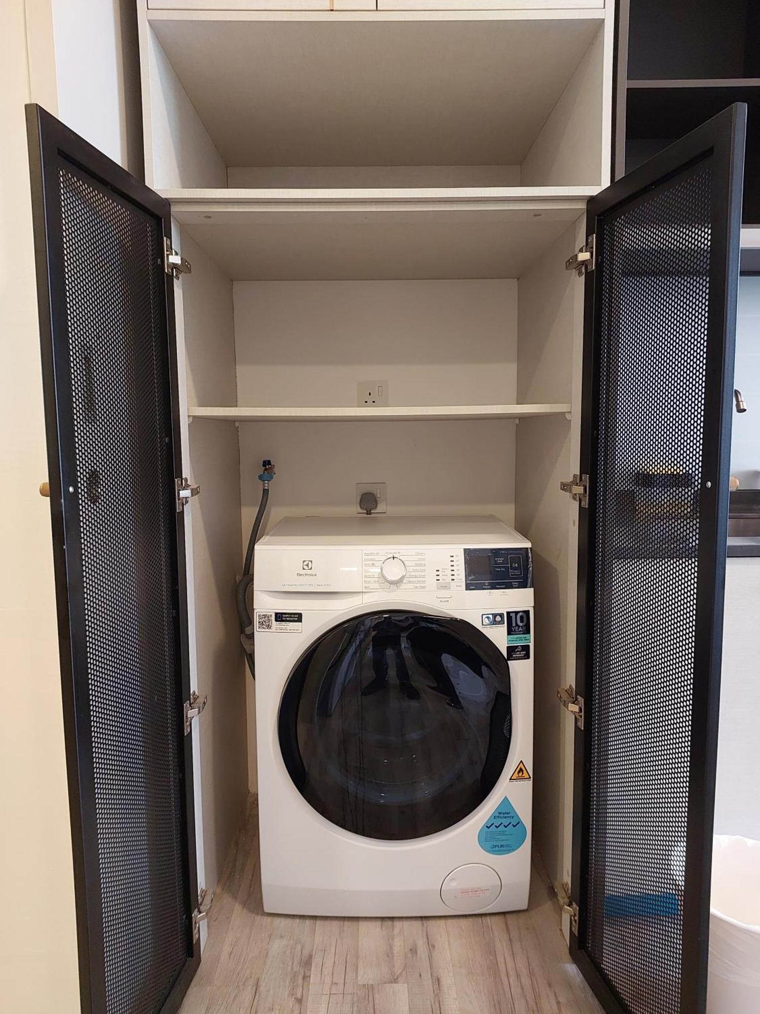 Millerz Square By Mykey Apartment Kuala Lumpur Exterior foto A washing machine in a laundry room