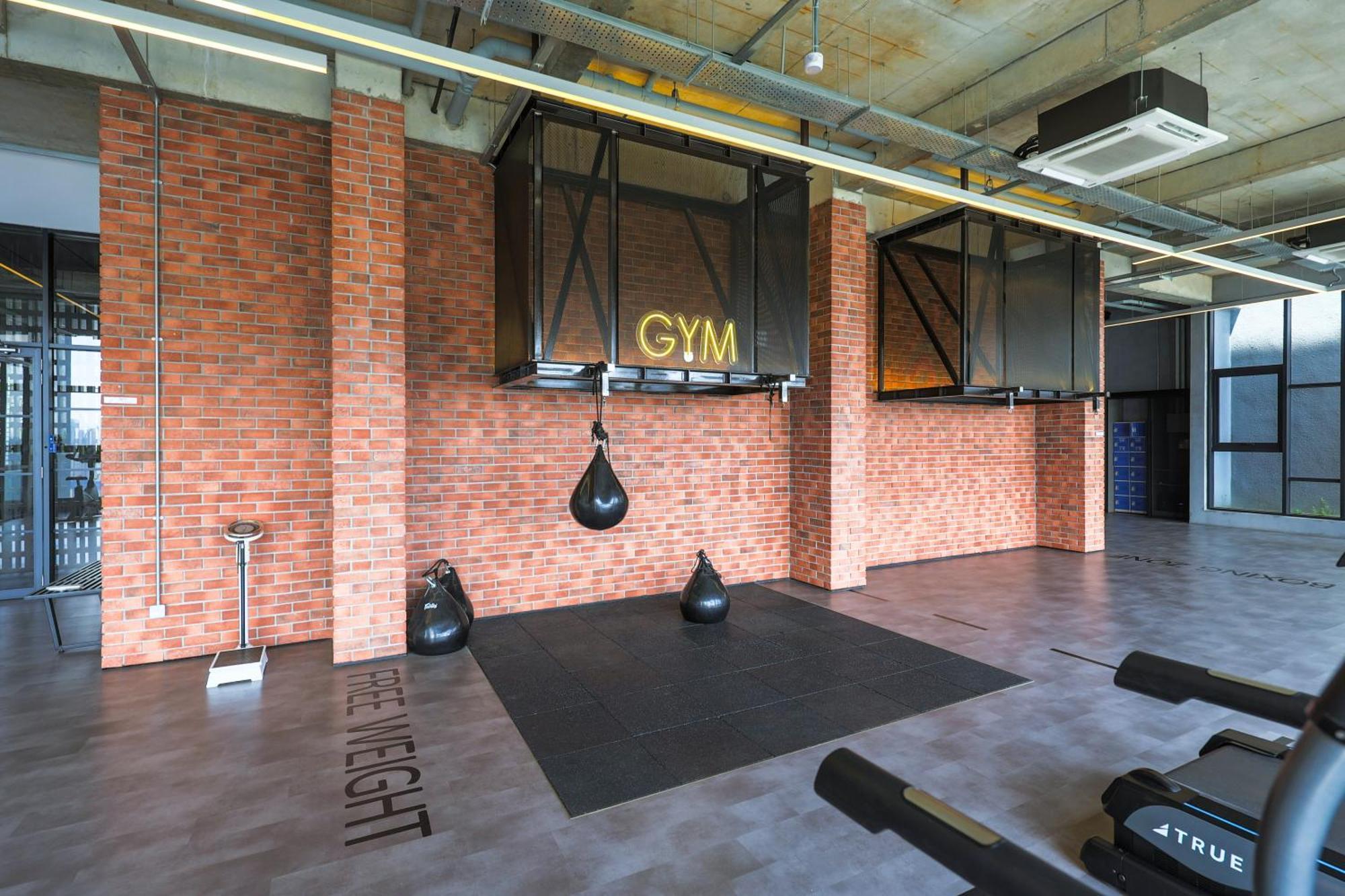 Millerz Square By Mykey Apartment Kuala Lumpur Exterior foto The gym at the hotel