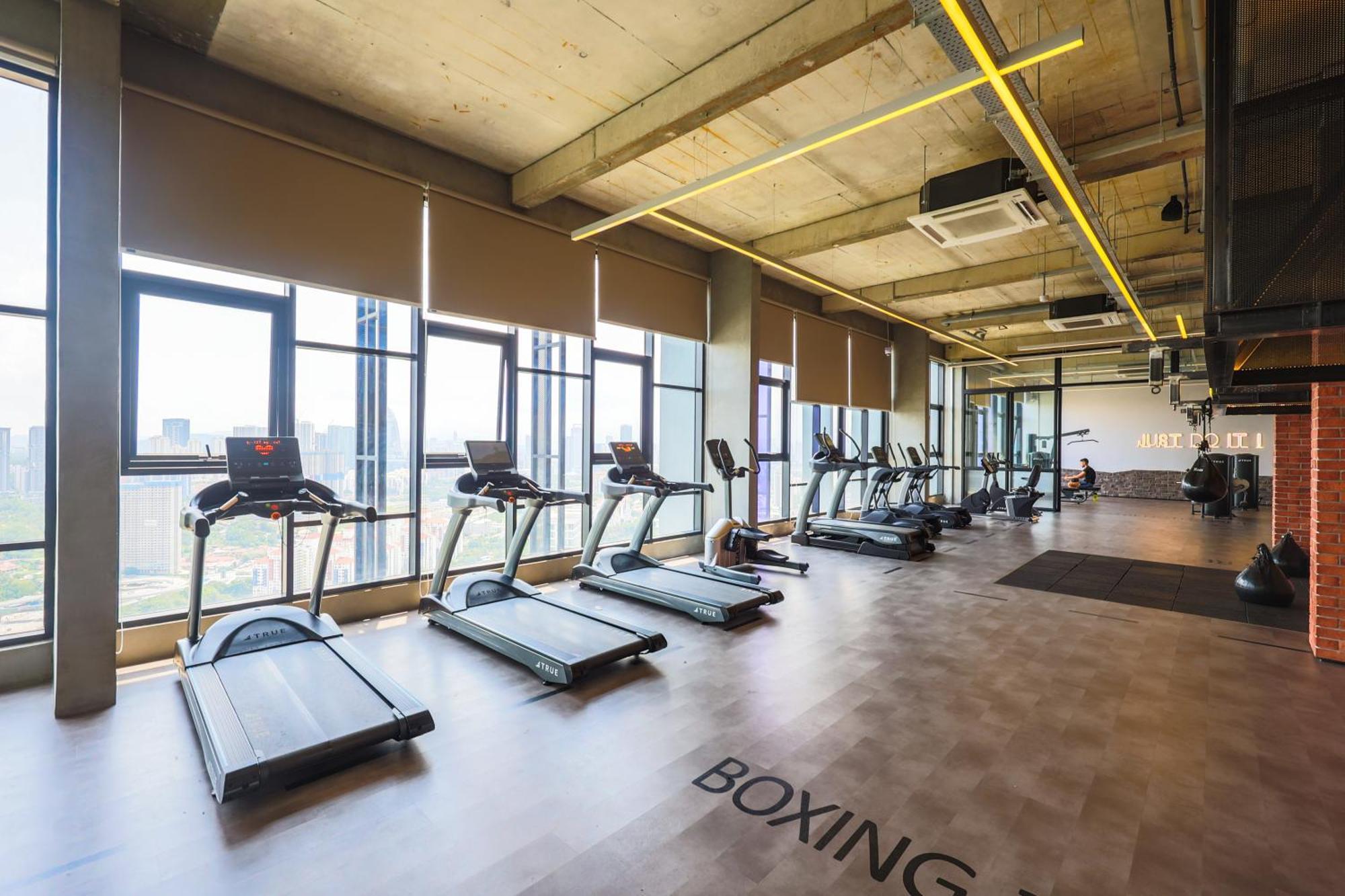 Millerz Square By Mykey Apartment Kuala Lumpur Exterior foto The gym at the University of Law, Birmingham
