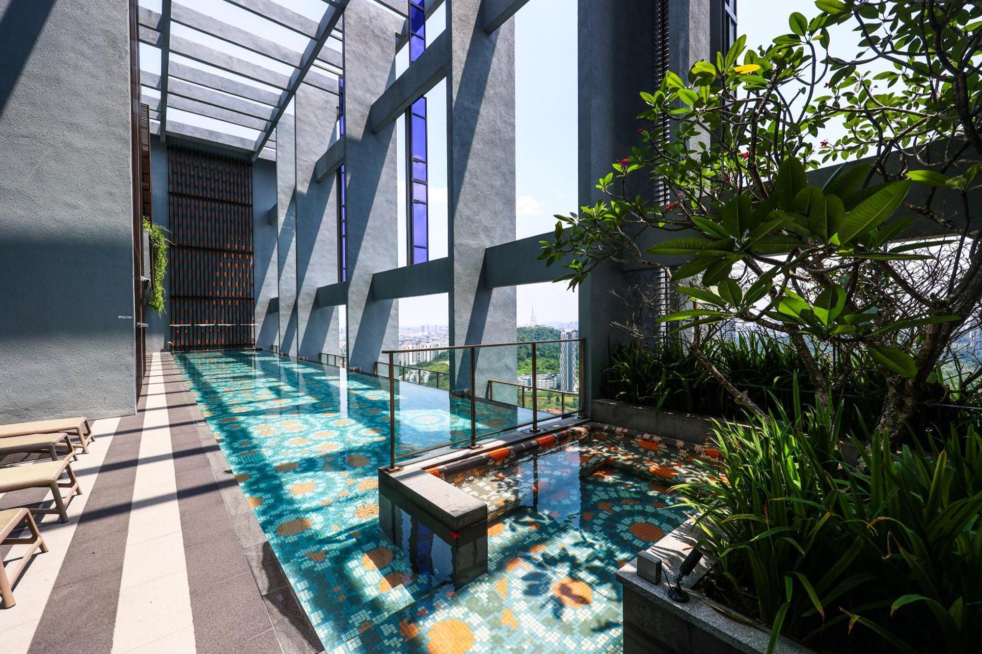 Millerz Square By Mykey Apartment Kuala Lumpur Exterior foto The Sky Garden