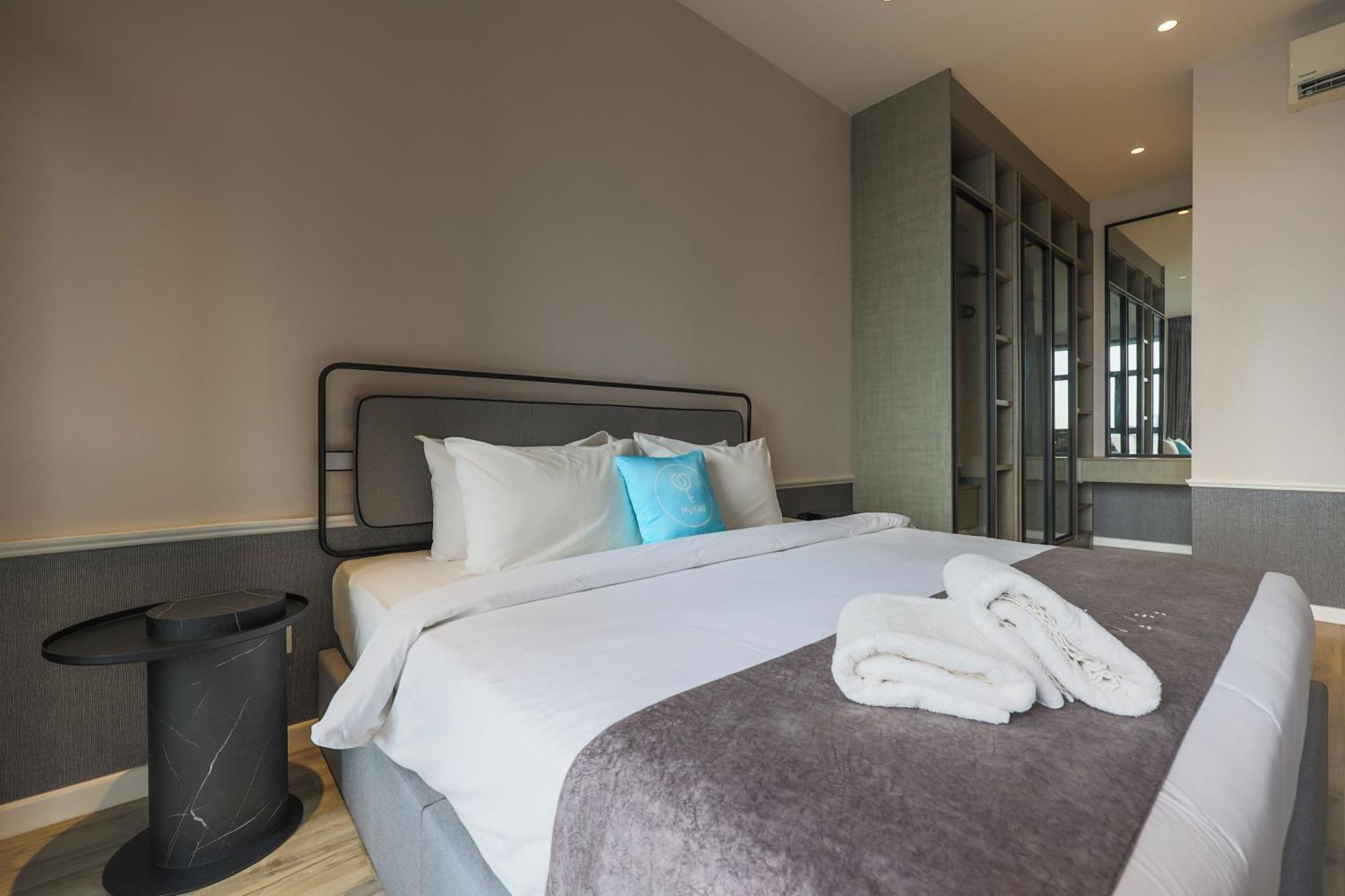 Millerz Square By Mykey Apartment Kuala Lumpur Exterior foto A bedroom at the hotel