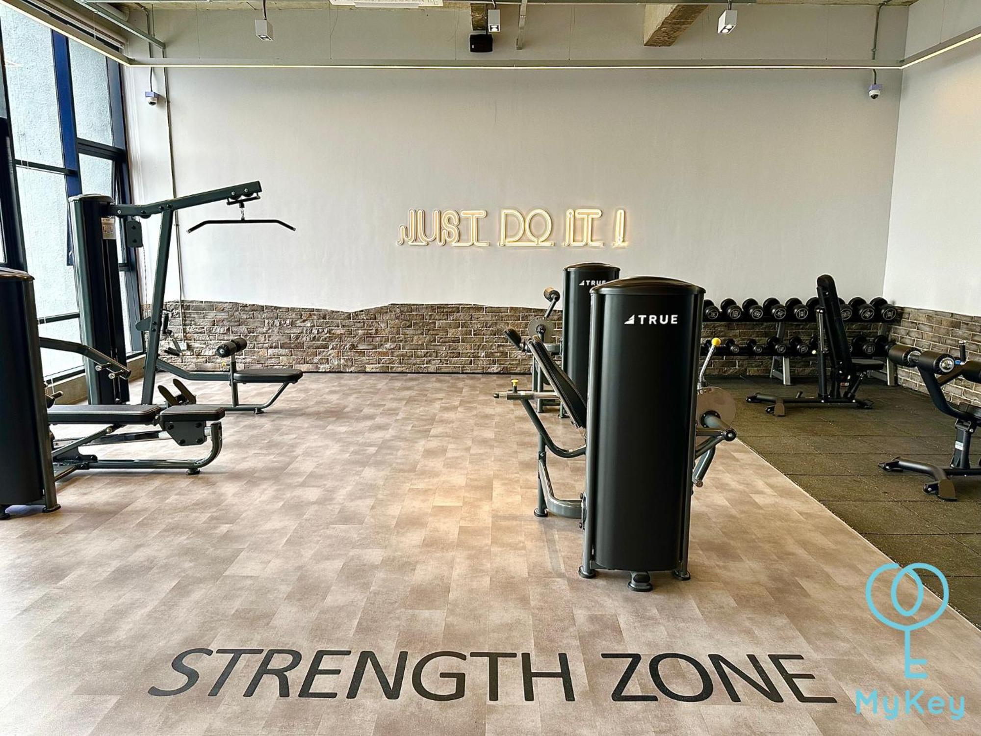 Millerz Square By Mykey Apartment Kuala Lumpur Exterior foto Strength Zone