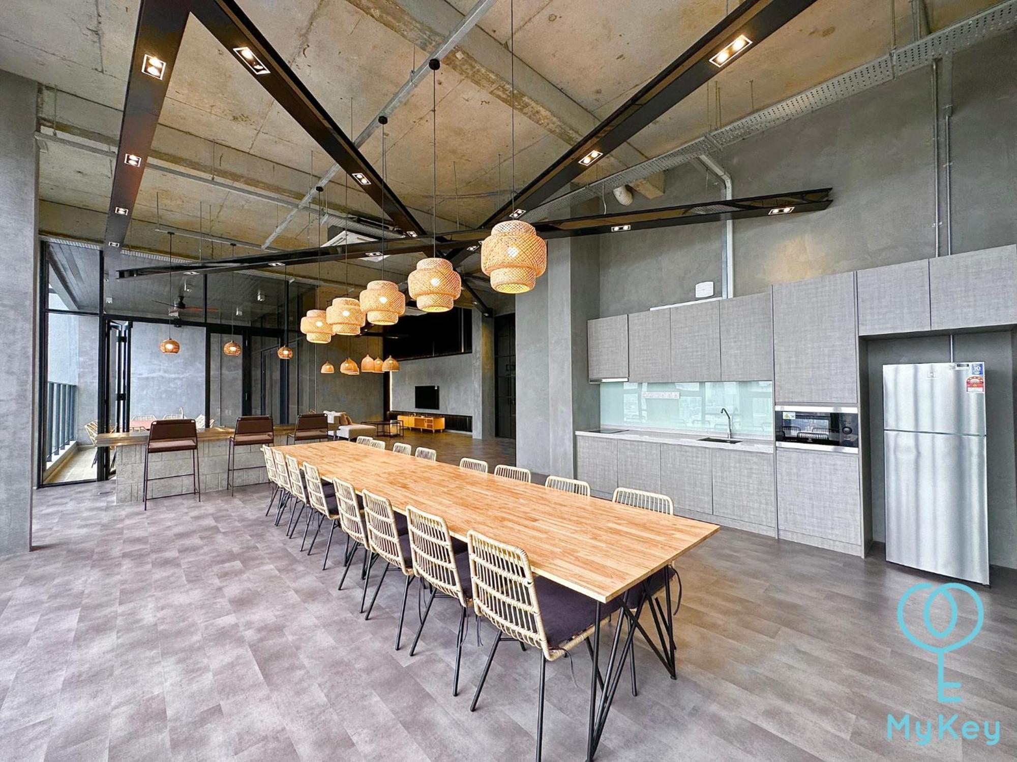 Millerz Square By Mykey Apartment Kuala Lumpur Exterior foto The kitchen at the 10th floor
